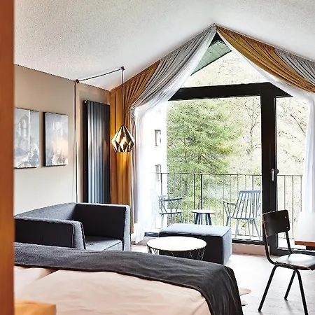 Hotel Zugbrücke Grenzau 4*