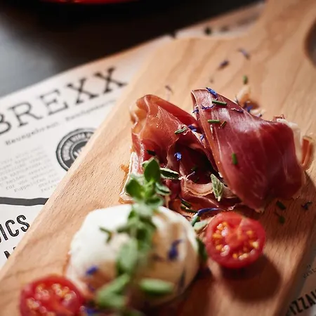 Hotel Zugbruecke Grenzau Gmbh 4*