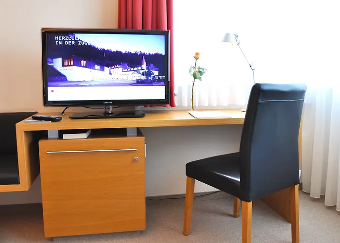 Hotel Zugbruecke Grenzau Gmbh 4*